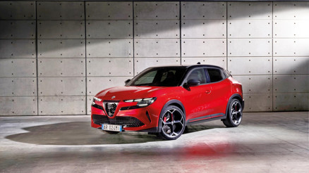 İtalyan Bakan karşı çıktı... Alfa Romeo Milano tartışmalarla geldi