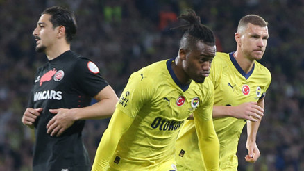 Fenerbahçeye galibiyeti yediği gol getirdi Fenerbahçeye galibiyeti yediği gol getirdi