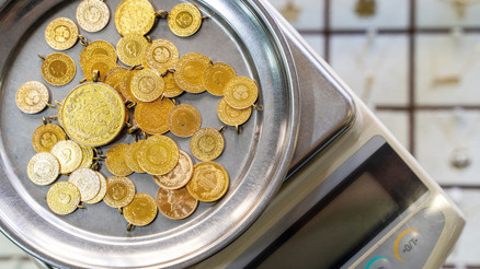 Sahte altın alarmı Darphane uyardı: Kuyumcular bile bile alıyor Sahte altın alarmı Darphane uyardı: Kuyumcular bile bile alıyor