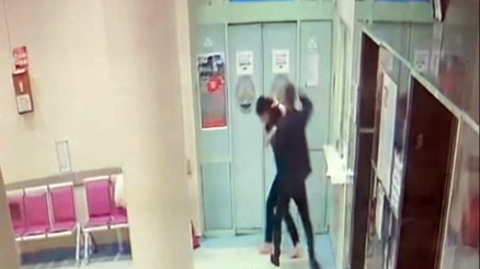 Bu ne cesaret Doktoru darbetti serbest kaldı, sosyal medyadan da tehdit edince... Defalarca beyaz kod almış