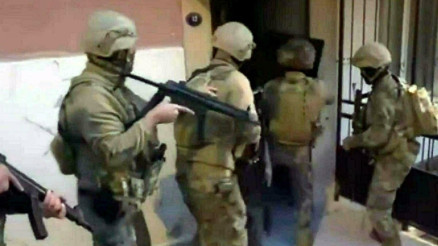 İzmir’de FETÖye operasyonda 12 gözaltı