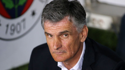 Olympiakos hocası Mendilibar: Topu Fenerbahçeye verip onları yorduk