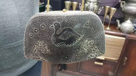 Antika mezatının satılık olmayan tek parçası geyik çanı