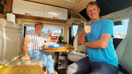 Hollandalı çift, 5 yıldır karavanla Türkiye’de yaşıyor