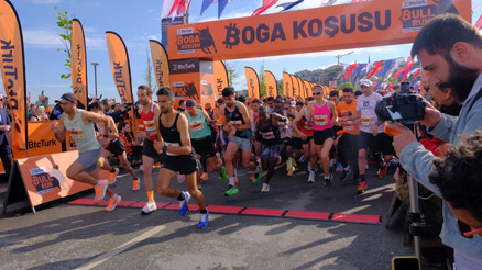 BtcTurk Boğa Koşusu’nda binlerce kişi yarıştı