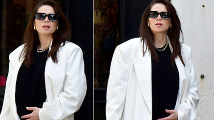 Adı bir dönem Tom Cruise’la anılmıştı… Hamilelik söylentileri aldı başını gitti: Ünlü oyuncu elini karnından hiç çekmiyor