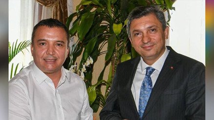 Antalya Valisi ve 16 gazeteci Nürnberg’e geliyor Antalya Valisi ve 16 gazeteci Nürnberg’e geliyor