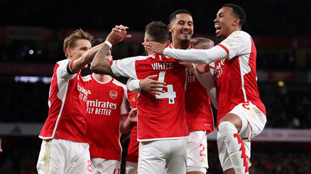 Arsenal, Londra derbisinde Chelseayi dağıttı