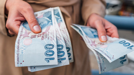 Parasını mevduatta değerlendirenler dikkat Gelir vergisi stopaj avantajı süresi bitiyor Parasını mevduatta değerlendirenler dikkat Gelir vergisi stopaj avantajı süresi bitiyor