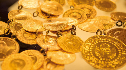 Altında düşüş sürüyor