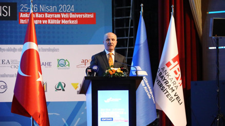 Üniversitelerin akreditasyon sürecinde hedef 2027