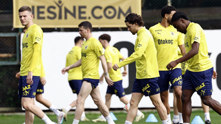 Fenerbahçe, derbide mutlak 3 puan hedefliyor Muhtemel 11...