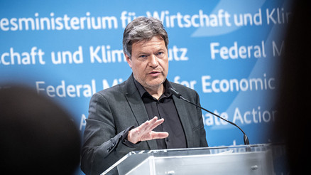 Habeck’e istifa baskısı