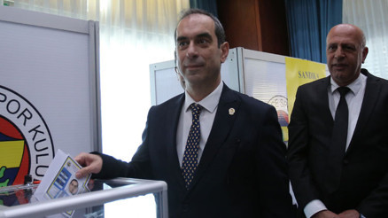 Fenerbahçede Yüksek Divan Kurulu Başkanı Şekip Mosturoğlu seçildi