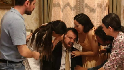 Üç Kız Kardeş son bölüm izleme ekranı | Üç Kız Kardeş 83. son bölüme damga vuran soru: Sadık öldü mü İşte final bölümü fragmanı...