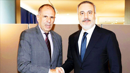 Fidan ve Yerapetritis Londra’da görüştü