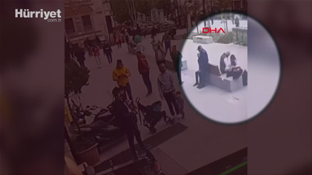 Fatihte bankta oturan kadının cep telefonunu böyle çaldı