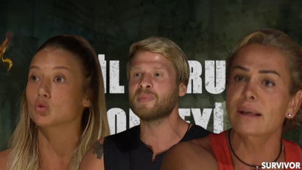 Survivor Acil Durum Konseyi Yunus Emre ve Aleyna arasında neler oldu Acun Ilıcalı açıkladı: Bir erkek yarışmacı mavi takıma geçti