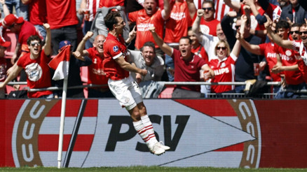 Hollanda’da şampiyon PSV Eindhoven Bitime 2 hafta kala...
