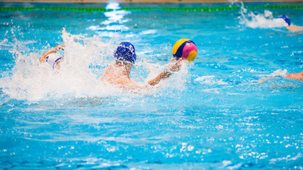 53 yaşında başladı, 40 yılda 52 maraton koştu Sutopunda torunu yaşındaki gençlere bile taş çıkartıyor... 93lük Efsanenin sırrı ne