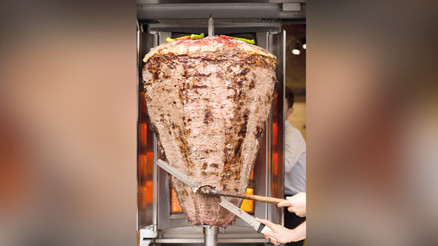 Komşu bu kez de dönere sahip çıktı Döner bizim yedirmeyiz