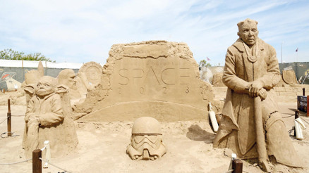 Kumdan uzay macerası