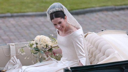 Kocasının ihaneti yüreğini dağlamıştı... Evlilik yıl dönümünü hatırlamak bile istemedi Kocasının ihaneti yüreğini dağlamıştı... Evlilik yıl dönümünü hatırlamak bile istemedi