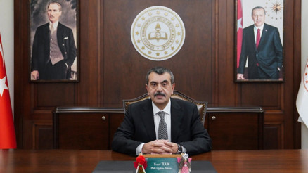 Bakan Tekin: ‘19 Mayıs, geleceğe ışık tutan bir pusula’ Bakan Tekin: ‘19 Mayıs, geleceğe ışık tutan bir pusula’