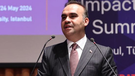 Bakan Kacır, AI Tomorrrow Summit etkinliğinde konuştu Bakan Kacır, AI Tomorrrow Summit etkinliğinde konuştu