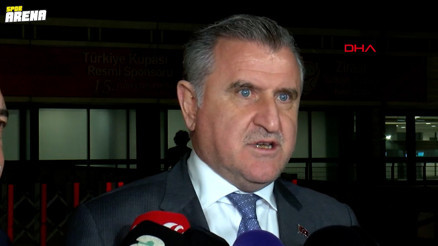 Bakan Baktan Beşiktaşa tebrik