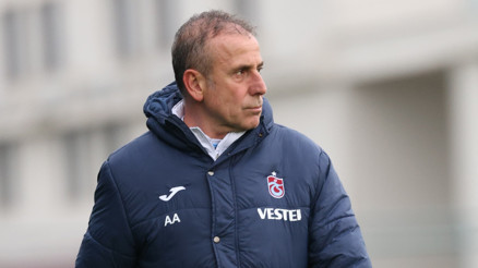 Trabzonsporda Abdullah Avcı tartışması Camia ikiye bölündü...