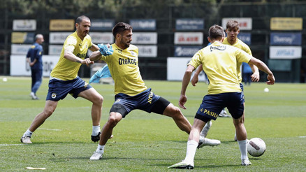 Fenerbahçede 5 futbolcu cezalı Kulaklar Konyada olacak...