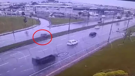 Bursada 2 kişinin hayatını kaybettiği kaza kamerada