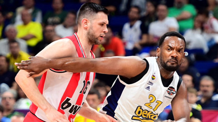 Fenerbahçe Beko, EuroLeaguede sezonu 4. tamamladı.