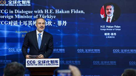 Bakan Fidandan Çinde kritik temaslar