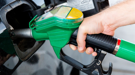 Bu hafta benzine, motorine (mazota) ve LPGye indirim veya zam var mı Güncel akaryakıt fiyatları 4 Haziran 2024