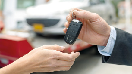 Mayısta satışlar nisan ayına göre yüzde 31.5 arttı... Otomotiv pazarı hız kesmedi