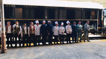 Orient Eksprese İstanbul’da... Bakan Uraloğlu: Orient Ekspres ile Türkiye’ye 48 kişi geldi, 38 kişi dönüş yapacak Orient Eksprese İstanbul’da... Bakan Uraloğlu: Orient Ekspres ile Türkiye’ye 48 kişi geldi, 38 kişi dönüş yapacak