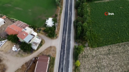 Aşırı sıcaklardan dolayı asfalt eridi