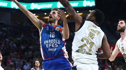 Fenerbahçe Beko şampiyonluğa 1 adım uzaklıkta