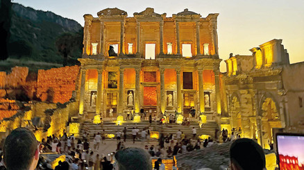 Müzeler artık gece de açık Müzeler artık gece de açık