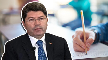 ‘YKS soruları sızdırıldı’ iddialarına peş peşe açıklamalar Adalet Bakanı Yılmaz Tunç: Soruşturma başlatılmıştır ‘YKS soruları sızdırıldı’ iddialarına peş peşe açıklamalar Adalet Bakanı Yılmaz Tunç: Soruşturma başlatılmıştır