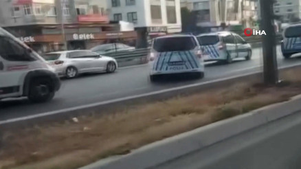 Görüntüler Büyükçekmece’den... Film gibi hırsız polis kovalamacası kamerada Görüntüler Büyükçekmece’den... Film gibi hırsız polis kovalamacası kamerada