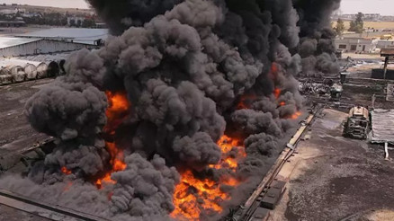 Erbil’de petrol rafinerisi yangını En az 10 itfaiye görevlisi yaralandı