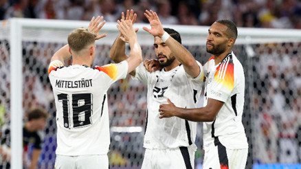 İngilizler ve Almanlar futbolcularını ‘akıllı yüzük’le izliyor