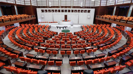 Öğretmene akademi bu hafta Meclis’te