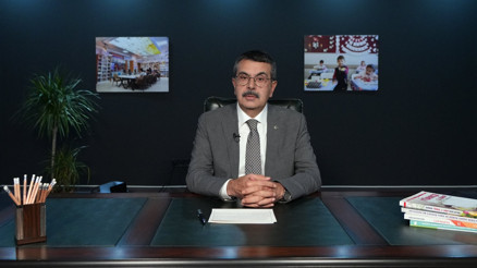 Bakan Tekinden yeni müfredat açıklaması