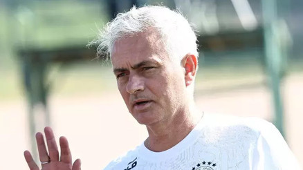 Fenerbahçede Jose Mourinho fırtınası Bir gelenek resmen sona erdi...