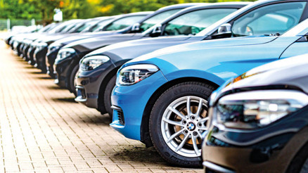 Otomotiv pazarı bayram dinlemedi