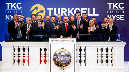 Turkcellden Türkiyeye 27 milyar dolar yatırım Turkcellden Türkiyeye 27 milyar dolar yatırım